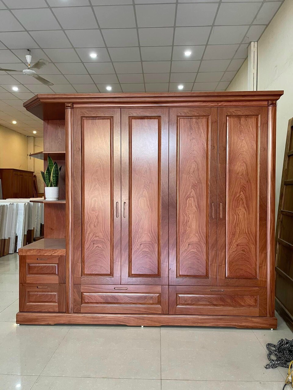 Bộ giường tủ gỗ hương đá cao cấp 